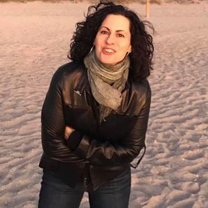 Meet your Posher, Lisa